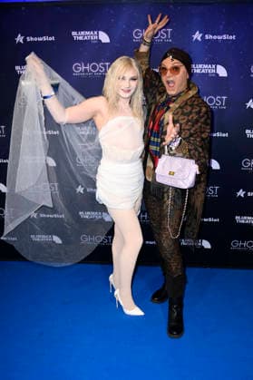 Uff and Julian F M Stoeckel at the premiere of the musical Ghost Nachricht von Sam at the Stage Bluemax Theater at Potsdamer Platz Berlin, 09 01 2026 Foto:xN.xKubelkax xFuturexImagex ghost_6112