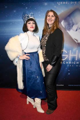Pauline Stolze and Manuela Schikorsky at the premiere of the musical Ghost Nachricht von Sam at the Stage Bluemax Theater at Potsdamer Platz Berlin, 09 01 2026 Foto:xN.xKubelkax xFuturexImagex ghost_6134