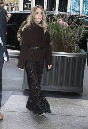 January 09 2026 Holly Hunter on The Kelly Clarkson Show to talk about new Star Trek series Star Trek: Starfleet Academy in New York.January 09 2026 Copyright: xRWx
