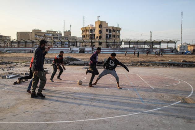 Displaced Palestinian youths play football on a destroyed pitch inside the devastated Islamic University in central Gaza City Displaced Palestinian youths play football on a destroyed pitch inside the devastated Islamic University in central Gaza City on January 10, 2026, trying to find moments of normalcy amidst the ongoing destruction and conflict in the Gaza Strip. Photo by Omar Ashtawy apaimages Gaza city Gaza Strip Palestinian Territory 100126_Gaza_OSH_00(9) Copyright: xapaimagesxOmarxAshtawyx xapaimagesx