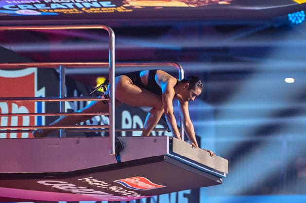 10 01 2026, xlakx, Entertainment, TV Total Turmspringen v l Annabelle Mandeng actress dares to jump from the diving boards of the swimming and diving hall in the Europasportpark SSE at the 15th edition of TV Total Turmspringen in Berlin a spectacular highlight of the show on ProSieben Berlin Daniel Lakomski