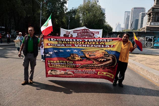 January 10, 2026, Mexico City, Cdmx, Mexico: Mexican protesters and social organizations are demonstrating against the actions of US President DONALD TRUMP against Venezuela and its former president, NICOLAS MADURO. With posters, giant banners, and Venezuelan flags, they are showing their support for MADURO and his vice president, DELCY RODRIGUEZ, who has assumed the presidency due to the country s situation. Chanting slogans like Yankees out of Latin America and Trump, imperialist terrorist, the protesters are demanding the immediate release of NICOLAS MADURO, whom they claim is being held captive by DONALD TRUMP. This comes as protests against these actions spread worldwide, with many believing TRUMP S true objective is to seize V - ZUMAp204 20260110_zip_p204_005 Copyright: xJosuexPerezx