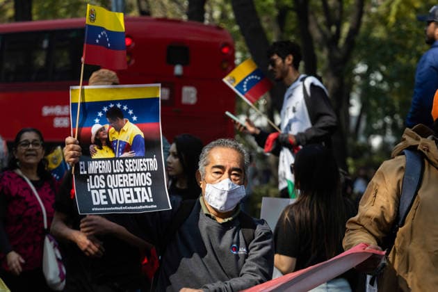 January 10, 2026, Mexico City, Mexico: Hundreds of people joined the March against Imperialism, from the Angel of Independence to Plaza Palestina Libre, following the capture of NICOLAS MADURO and his wife, CILIA FLORES, by US forces. Demonstrators expressed solidarity with the Venezuelan people. Mexico City Mexico - ZUMAl178 20260110_znp_l178_006 Copyright: xCristianxLeyvax