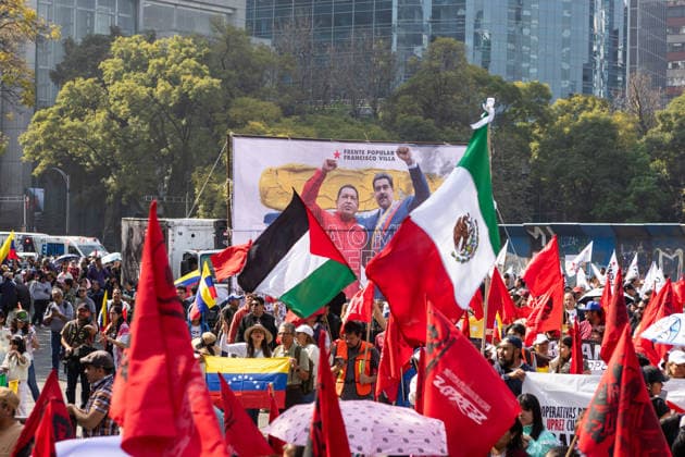 January 10, 2026, Mexico City, Mexico: Hundreds of people joined the March against Imperialism, from the Angel of Independence to Plaza Palestina Libre, following the capture of NICOLAS MADURO and his wife, CILIA FLORES, by US forces. Demonstrators expressed solidarity with the Venezuelan people. Mexico City Mexico - ZUMAl178 20260110_znp_l178_012 Copyright: xCristianxLeyvax