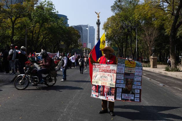 January 10, 2026, Mexico City, Mexico: Hundreds of people joined the March against Imperialism, from the Angel of Independence to Plaza Palestina Libre, following the capture of NICOLAS MADURO and his wife, CILIA FLORES, by US forces. Demonstrators expressed solidarity with the Venezuelan people. Mexico City Mexico - ZUMAl178 20260110_znp_l178_011 Copyright: xCristianxLeyvax