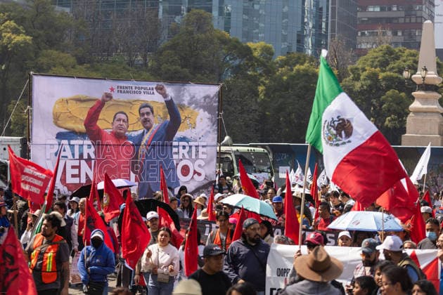 January 10, 2026, Mexico City, Mexico: Hundreds of people joined the March against Imperialism, from the Angel of Independence to Plaza Palestina Libre, following the capture of NICOLAS MADURO and his wife, CILIA FLORES, by US forces. Demonstrators expressed solidarity with the Venezuelan people. Mexico City Mexico - ZUMAl178 20260110_znp_l178_014 Copyright: xCristianxLeyvax