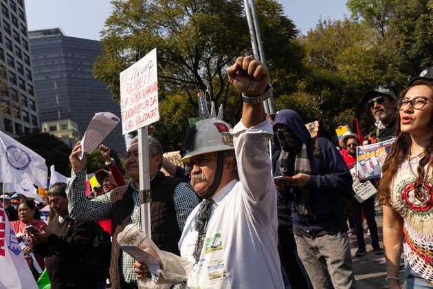 January 10, 2026, Mexico City, Mexico: Hundreds of people joined the March against Imperialism, from the Angel of Independence to Plaza Palestina Libre, following the capture of NICOLAS MADURO and his wife, CILIA FLORES, by US forces. Demonstrators expressed solidarity with the Venezuelan people. Mexico City Mexico - ZUMAl178 20260110_znp_l178_043 Copyright: xCristianxLeyvax