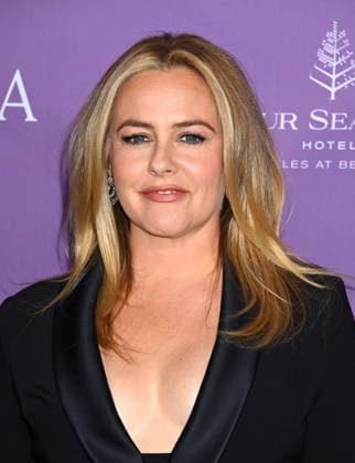 2026 BAFTA Tea Party Alicia Silverstone arriving to t2026 BAFTA Tea Party held at the Four Seasons Hotel Los Angeles at Beverly Hills on January 10, 2026 in Los Angeles, Ca. Los Angeles Four Seasons Hotel Los Angeles a California USA Copyright: xTammiexArroyox xAFF-USA.comx