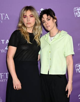 2026 BAFTA Tea Party Imogen Poots and Kristen Stewart arriving to t2026 BAFTA Tea Party held at the Four Seasons Hotel Los Angeles at Beverly Hills on January 10, 2026 in Los Angeles, Ca. Los Angeles Four Seasons Hotel Los Angeles a California USA Copyright: xTammiexArroyox xAFF-USA.comx