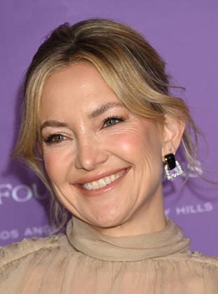 2026 BAFTA Tea Party Kate Hudson arriving to t2026 BAFTA Tea Party held at the Four Seasons Hotel Los Angeles at Beverly Hills on January 10, 2026 in Los Angeles, Ca. Los Angeles Four Seasons Hotel Los Angeles a California USA Copyright: xTammiexArroyox xAFF-USA.comx