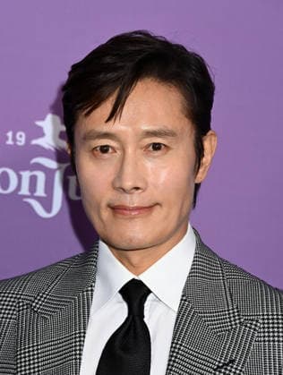 2026 BAFTA Tea Party Lee Byung-hun arriving to t2026 BAFTA Tea Party held at the Four Seasons Hotel Los Angeles at Beverly Hills on January 10, 2026 in Los Angeles, Ca. Los Angeles Four Seasons Hotel Los Angeles a California USA Copyright: xTammiexArroyox xAFF-USA.comx