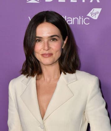 2026 BAFTA Tea Party - Arrivals Zoey Deutch attends the 2026 BAFTA Tea Party at Four Seasons Hotel Los Angeles at Beverly Hills on January 10, 2026 in Los Angeles, California. Beverly Hills Four Seasons Beverly Hills California USA Copyright: ximageSPACEx