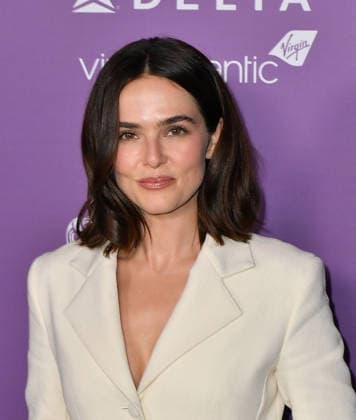 2026 BAFTA Tea Party - Arrivals Zoey Deutch attends the 2026 BAFTA Tea Party at Four Seasons Hotel Los Angeles at Beverly Hills on January 10, 2026 in Los Angeles, California. Beverly Hills Four Seasons Beverly Hills California USA Copyright: ximageSPACEx