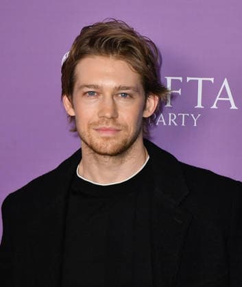2026 BAFTA Tea Party - Arrivals Joe Alwyn attends the 2026 BAFTA Tea Party at Four Seasons Hotel Los Angeles at Beverly Hills on January 10, 2026 in Los Angeles, California. Beverly Hills Four Seasons Beverly Hills California USA Copyright: ximageSPACEx