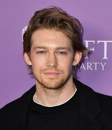 2026 BAFTA Tea Party - Arrivals Joe Alwyn attends the 2026 BAFTA Tea Party at Four Seasons Hotel Los Angeles at Beverly Hills on January 10, 2026 in Los Angeles, California. Beverly Hills Four Seasons Beverly Hills California USA Copyright: ximageSPACEx