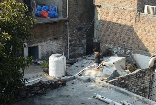 Gas cylinder explosion at Islamabad wedding kills eight, including bride and groom ISLAMABAD, PAKISTAN, JANUARY 11: A view following a powerful gas cylinder explosion at a wedding function in a neighborhood of Islamabad on January 11, 2026. The blast killed eight people, including the bride and groom and their grandparents, injured 12 others, and caused the collapse of adjoining houses. Muhammad Reza Anadolu Islamabad Pakistan. Editorial use only. Please get in touch for any other usage.  Copyright: x2026xAnadoluxMuhammadxRezax