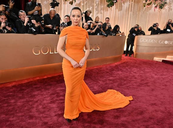 83rd Annual Golden Globes - Arrivals Laufey arriving at the 83rd Annual Golden Globes held at the Beverly Hilton Hotel on January 11, 2026 in Beverly Hills, CA. Beverly Hills Beverly Hilton Hotel California USA Copyright: xOConnor-Arroyox xAFF-USA.comx