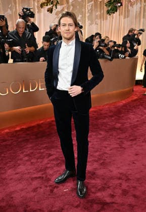 83rd Annual Golden Globes - Arrivals Joe Alwyn arriving at the 83rd Annual Golden Globes held at the Beverly Hilton Hotel on January 11, 2026 in Beverly Hills, CA. Beverly Hills Beverly Hilton Hotel California USA Copyright: xOConnor-Arroyox xAFF-USA.comx