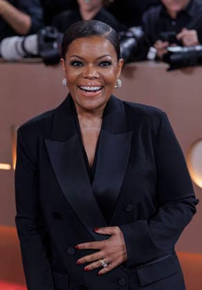January 11, 2026, Beverly Hills, California, USA: Yvette Nicole Brown on the red carpet at the 83rd Annual Golden Globe Awards on Sunday, January 11, 2026, at the Beverly Hilton in Beverly Hills, California. BURT HARRIS BNS PI Beverly Hills USA - ZUMAp124 20260111_zaa_p124_059 Copyright: xBurtxHarrisx