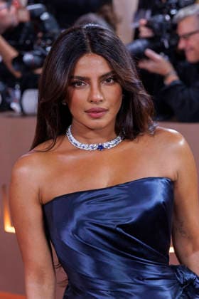 January 11, 2026, Beverly Hills, California, USA: Priyanka Chopra on the red carpet at the 83rd Annual Golden Globe Awards on Sunday, January 11, 2026, at the Beverly Hilton in Beverly Hills, California. BURT HARRIS BNS PI Beverly Hills USA - ZUMAp124 20260111_zaa_p124_097 Copyright: xBurtxHarrisx