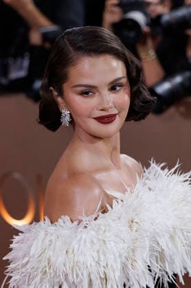 January 11, 2026, Beverly Hills, California, USA: Selena Gomez on the red carpet at the 83rd Annual Golden Globe Awards on Sunday, January 11, 2026, at the Beverly Hilton in Beverly Hills, California. BURT HARRIS BNS PI Beverly Hills USA - ZUMAp124 20260111_zaa_p124_105 Copyright: xBurtxHarrisx