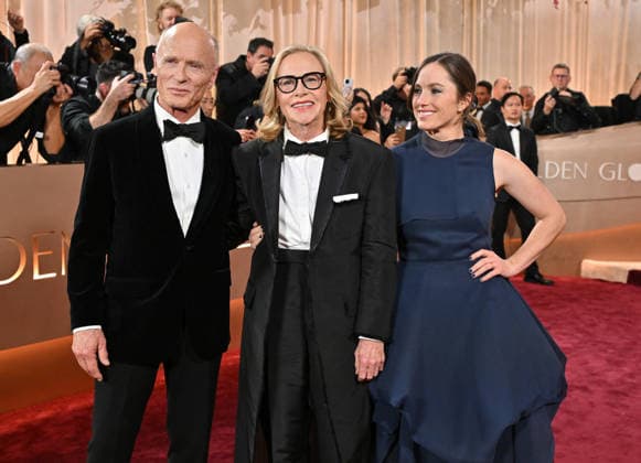 83rd Annual Golden Globes - Arrivals Ed Harris and Amy Madigan arriving at the 83rd Annual Golden Globes held at the Beverly Hilton Hotel on January 11, 2026 in Beverly Hills, CA. Beverly Hills Beverly Hilton Hotel California USA Copyright: xOConnor-Arroyox xAFF-USA.comx