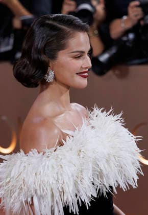 January 11, 2026, Beverly Hills, California, USA: Selena Gomez on the red carpet at the 83rd Annual Golden Globe Awards on Sunday, January 11, 2026, at the Beverly Hilton in Beverly Hills, California. BURT HARRIS BNS PI Beverly Hills USA - ZUMAp124 20260111_zaa_p124_109 Copyright: xBurtxHarrisx