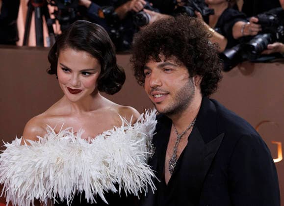 January 11, 2026, Beverly Hills, California, USA: Selena Gomez and Benny Blanco on the red carpet at the 83rd Annual Golden Globe Awards on Sunday, January 11, 2026, at the Beverly Hilton in Beverly Hills, California. BURT HARRIS BNS PI Beverly Hills USA - ZUMAp124 20260111_zaa_p124_115 Copyright: xBurtxHarrisx