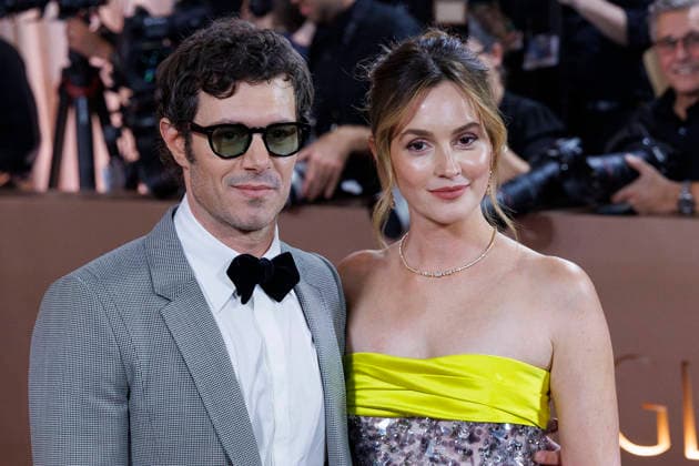January 11, 2026, Beverly Hills, California, USA: Adam Brody and Leighton Meester on the red carpet at the 83rd Annual Golden Globe Awards on Sunday, January 11, 2026, at the Beverly Hilton in Beverly Hills, California. BURT HARRIS BNS PI Beverly Hills USA - ZUMAp124 20260111_zaa_p124_174 Copyright: xBurtxHarrisx