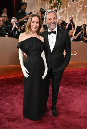 83rd Annual Golden Globes - Arrivals Leslie Mann and Judd Apatow arriving at the 83rd Annual Golden Globes held at the Beverly Hilton Hotel on January 11, 2026 in Beverly Hills, CA. Beverly Hills Beverly Hilton Hotel California USA Copyright: xOConnor-Arroyox xAFF-USA.comx