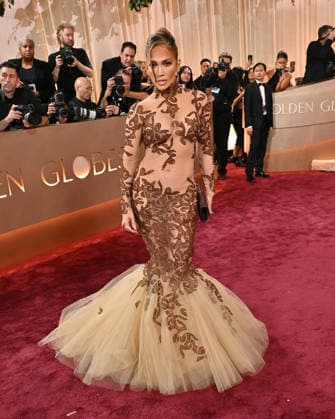 83rd Annual Golden Globes - Arrivals Jennifer Lopez arriving at the 83rd Annual Golden Globes held at the Beverly Hilton Hotel on January 11, 2026 in Beverly Hills, CA. Beverly Hills Beverly Hilton Hotel California USA Copyright: xOConnor-Arroyox xAFF-USA.comx