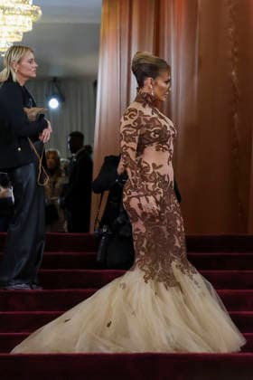 January 11, 2026, Beverly Hills, California, USA: Jennifer Lopez on the red carpet at the 83rd Annual Golden Globe Awards on Sunday, January 11, 2026, at the Beverly Hilton in Beverly Hills, California. BURT HARRIS BNS PI Beverly Hills USA - ZUMAp124 20260111_zaa_p124_204 Copyright: xBurtxHarrisx