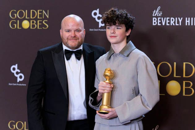 January 11, 2026, Beverly Hills, California, USA: (L-R) Andy Cooper and Owen Cooper in the press room during the 83rd Annual Golden Globe Awards on Sunday, January 11, 2026, at the Beverly Hilton in Beverly Hills, California. ARIANA RUIZ BNS PI Beverly Hills USA - ZUMAp124 20260111_zaa_p124_226 Copyright: xArianaxRuizx