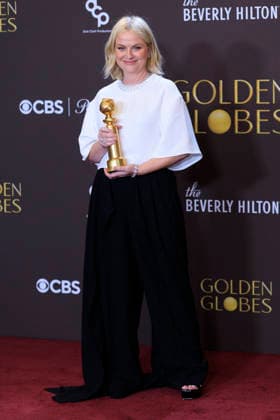 January 11, 2026, Beverly Hills, California, USA: Amy Poehler in the press room during the 83rd Annual Golden Globe Awards on Sunday, January 11, 2026, at the Beverly Hilton in Beverly Hills, California. ARIANA RUIZ BNS PI Beverly Hills USA - ZUMAp124 20260111_zaa_p124_293 Copyright: xArianaxRuizx