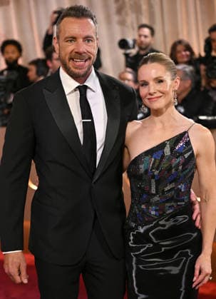 Dax Shepard and Kristen Bell attend the 83rd annual Golden Globe Awards at the Beverly Hilton Hotel in Beverly Hills, California on Sunday, January 11, 2026.  LAP20260111485 CHRISxCHEW