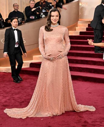 83rd Annual Golden Globes - Arrivals Hailee Steinfeld arriving at the 83rd Annual Golden Globes held at the Beverly Hilton Hotel on January 11, 2026 in Beverly Hills, CA. Beverly Hills Beverly Hilton Hotel California USA Copyright: xOConnor-Arroyox xAFF-USA.comx