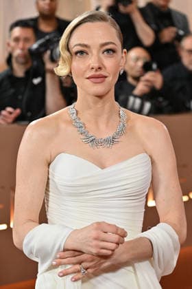 83rd Annual Golden Globes - Arrivals Amanda Seyfried arriving at the 83rd Annual Golden Globes held at the Beverly Hilton Hotel on January 11, 2026 in Beverly Hills, CA. Beverly Hills Beverly Hilton Hotel California USA Copyright: xOConnor-Arroyox xAFF-USA.comx
