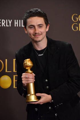 83rd Annual Golden Globe Awards - Press Room TimothÃ e Chalamet poses with the the Golden Globe award for best actor in a musical or comedy the 83rd annual Golden Globe Awards at The Beverly Hilton on January 11, 2026 in Beverly Hills, California. Beverly Hills Beverly Hilton California USA Copyright: ximageSPACEx