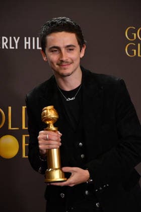 83rd Annual Golden Globe Awards - Press Room TimothÃ e Chalamet poses with the the Golden Globe award for best actor in a musical or comedy the 83rd annual Golden Globe Awards at The Beverly Hilton on January 11, 2026 in Beverly Hills, California. Beverly Hills Beverly Hilton California USA Copyright: ximageSPACEx