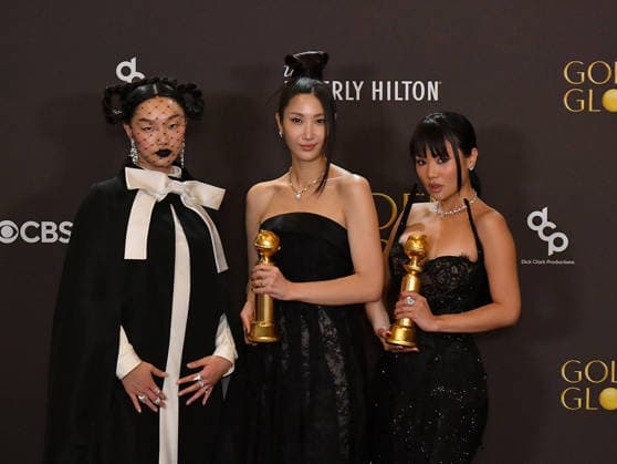 83rd Annual Golden Globe Awards - Press Room EJAE, Audrey Nuna and REI AMI (who performed the song as the fictional group HUNTR X) pose with Golden Globe Award for Best Original Song during the 83rd annual Golden Globe Awards at The Beverly Hilton on January 11, 2026 in Beverly Hills, California. Beverly Hills Beverly Hilton California USA Copyright: ximageSPACEx