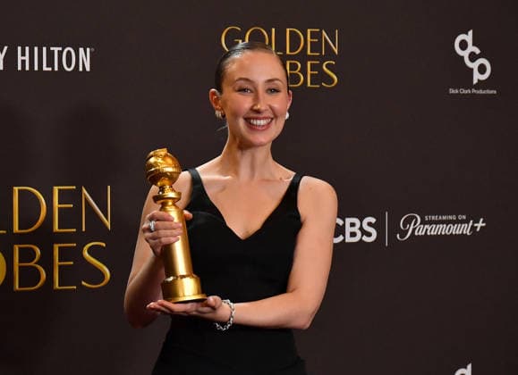 83rd Annual Golden Globe Awards - Press Room Erin Doherty poses with the Golden Globe for Best Performance by a Female Actor in a Supporting Role on Television during the 83rd annual Golden Globe Awards at The Beverly Hilton on January 11, 2026 in Beverly Hills, California. Beverly Hills Beverly Hilton California USA Copyright: ximageSPACEx
