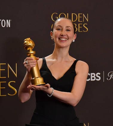 83rd Annual Golden Globe Awards - Press Room Erin Doherty poses with the Golden Globe for Best Performance by a Female Actor in a Supporting Role on Television during the 83rd annual Golden Globe Awards at The Beverly Hilton on January 11, 2026 in Beverly Hills, California. Beverly Hills Beverly Hilton California USA Copyright: ximageSPACEx