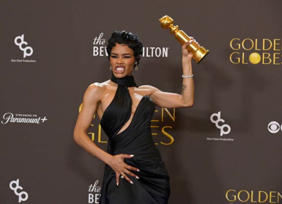 Teyana Taylor appears backstage after winning the award for Best Performance by a Female Actor in a Supporting Role in any Motion Picture award for One Battle After Another during the 83rd annual Golden Globe Awards at the Beverly Hilton in Beverly Hills, California on Sunday, January 11, 2026.  LAP202601112223 JIMxRUYMEN
