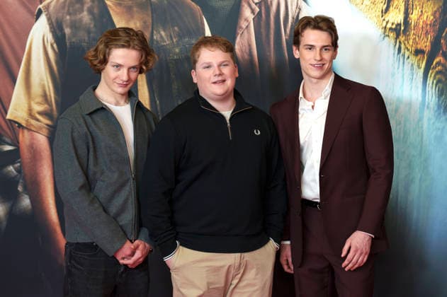 Levi Brandl, Julius Weckauf and Nevio Wendt at the premiere of the movie Die drei Toteninsel at Mathäser Filmpalast Munich, 11 01 2026 Foto:xN.xKolinzx xFuturexImagex fragezeichen_6148