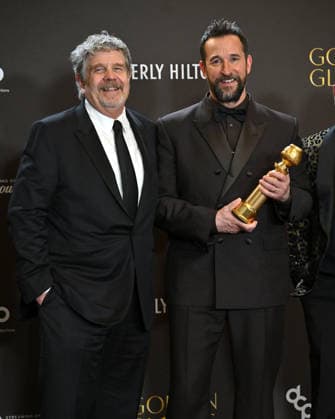 83rd Annual Golden Globes - Press Room John Wells and Noah Wyle in the press room at the 83rd Golden Globe Awards at the Beverly Hilton Hotel on January 11, 2025 in Beverly Hills, CA. Beverly Hills Beverly Hilton Hotel California USA Copyright: xLISAxOConnor AFF-USA.comx