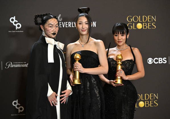 83rd Annual Golden Globes - Press Room Audrey Nuna, EJAE and Rei Ami in the press room at the 83rd Golden Globe Awards at the Beverly Hilton Hotel on January 11, 2025 in Beverly Hills, CA. Beverly Hills Beverly Hilton Hotel California USA Copyright: xLISAxOConnor AFF-USA.comx