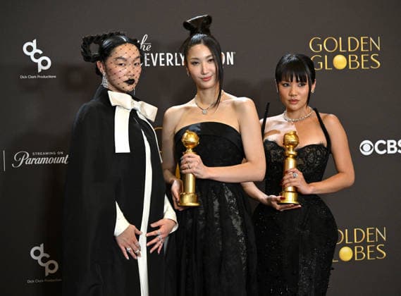 83rd Annual Golden Globes - Press Room Audrey Nuna, EJAE and Rei Ami in the press room at the 83rd Golden Globe Awards at the Beverly Hilton Hotel on January 11, 2025 in Beverly Hills, CA. Beverly Hills Beverly Hilton Hotel California USA Copyright: xLISAxOConnor AFF-USA.comx