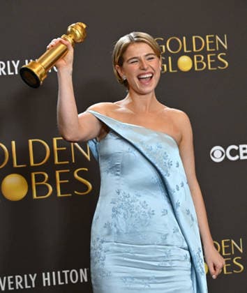 83rd Annual Golden Globes - Press Room Jessie Buckley in the press room at the 83rd Golden Globe Awards at the Beverly Hilton Hotel on January 11, 2025 in Beverly Hills, CA. Beverly Hills Beverly Hilton Hotel California USA Copyright: xLISAxOConnor AFF-USA.comx