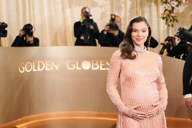 January 12, 2026, Los Angeles, California, USA: HAILEE STEINFELD walking the Red carpet of the 83rd annual edition of the Golden Globes in Los Angels at the Beverly Hilton Hotel. Los Angeles USA - ZUMAg279 20260112_zip_g279_089 Copyright: xAlessandroxGalatolix