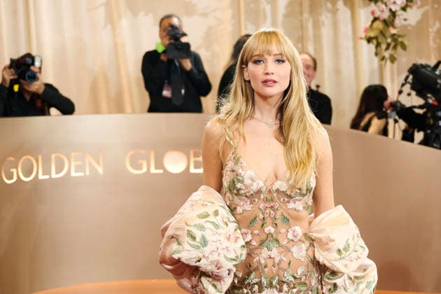 January 12, 2026, Los Angeles, California, USA: JENNIFER LAWRENCE walking the Red carpet of the 83rd annual edition of the Golden Globes in Los Angels at the Beverly Hilton Hotel. Los Angeles USA - ZUMAg279 20260112_zip_g279_090 Copyright: xAlessandroxGalatolix